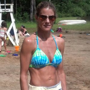 Meet your Posher, Elaine